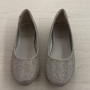 Elegant Silver Glitter Kid's Flats